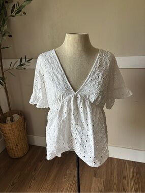 ASOS White Eyelet V-Neck Flutter Sleeve Top